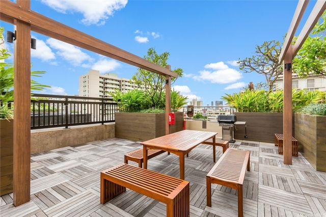 1717 Mott Smith Drive 2403, Honolulu, HI 96822