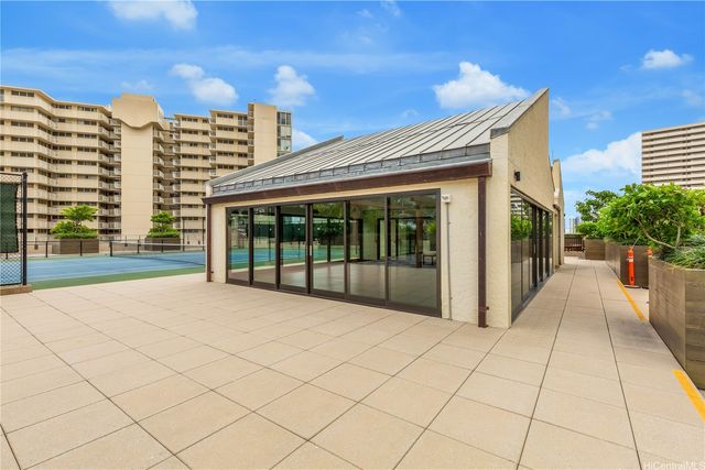 1717 Mott Smith Drive 2403, Honolulu, HI 96822