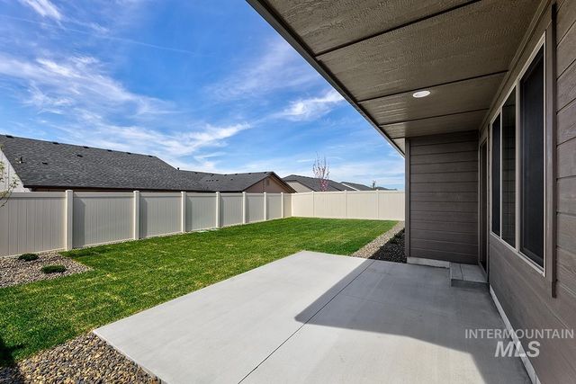 7062 S Cascabel Lane, Meridian, ID 83642