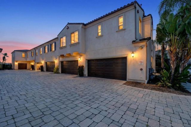 2205 Andalusia Ln Unit 2, Chula Vista, CA 91915