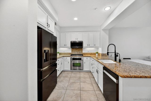 2205 Andalusia Ln Unit 2, Chula Vista, CA 91915