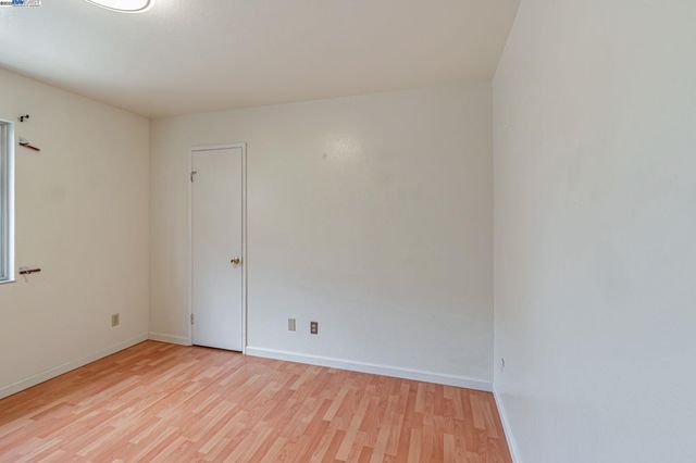 2538 E 16Th St, Oakland, CA 94601