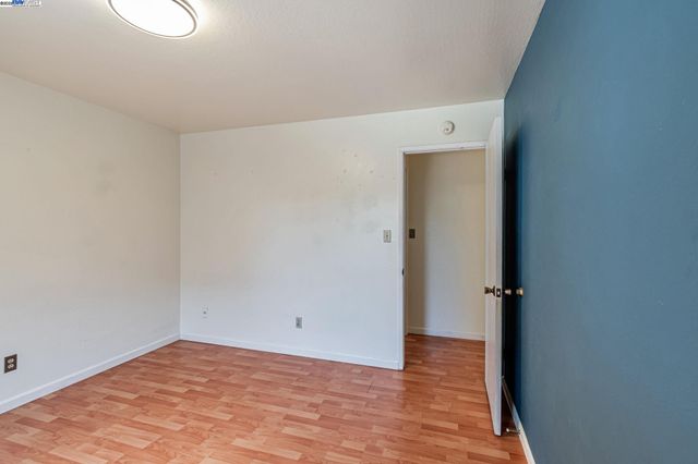 2538 E 16Th St, Oakland, CA 94601
