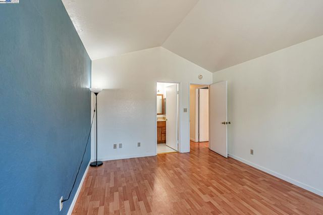 2538 E 16Th St, Oakland, CA 94601