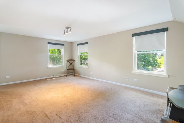 926 S Cedar Road, New Lenox, IL 60451
