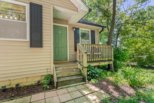 926 S Cedar Road, New Lenox, IL 60451