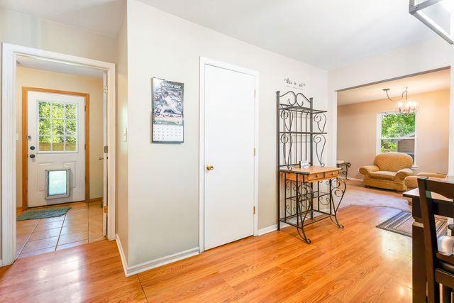 926 S Cedar Road, New Lenox, IL 60451