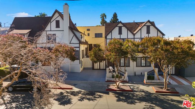 5076 Lemon Grove Avenue, Los Angeles, CA 90029