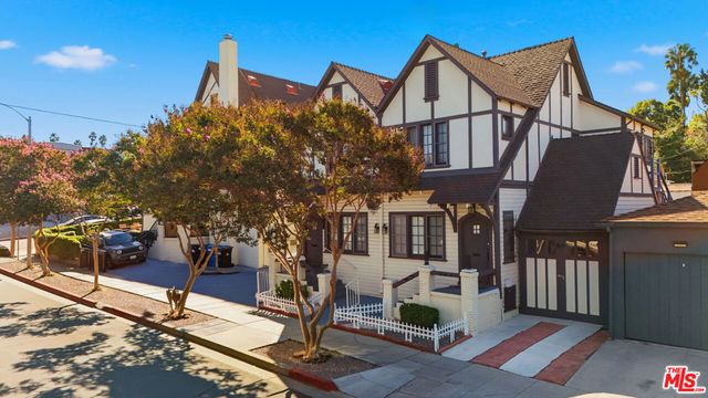 5076 Lemon Grove Avenue, Los Angeles, CA 90029