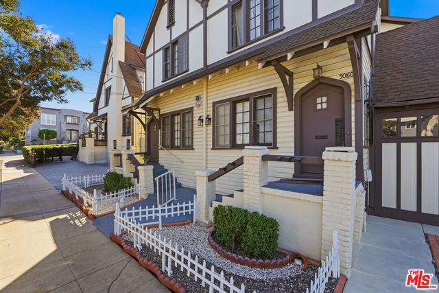 5076 Lemon Grove Avenue, Los Angeles, CA 90029