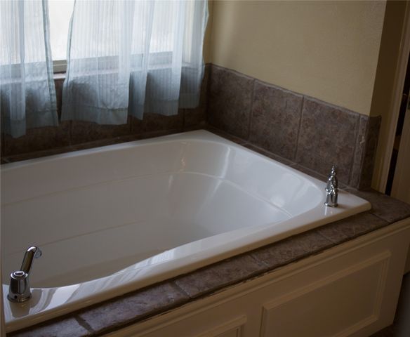 141 Parkside Road, Forney, TX 75126