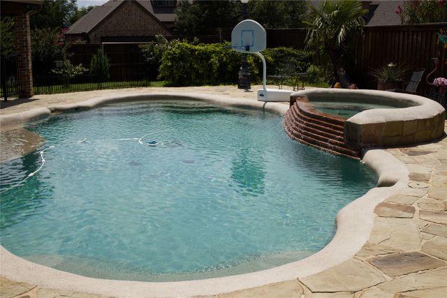 141 Parkside Road, Forney, TX 75126