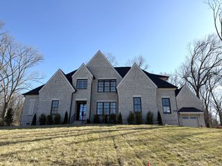 1615 Woodmont Blvd, Nashville, TN 37215