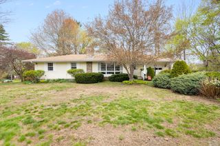 734 River St, Palmer, MA 01069