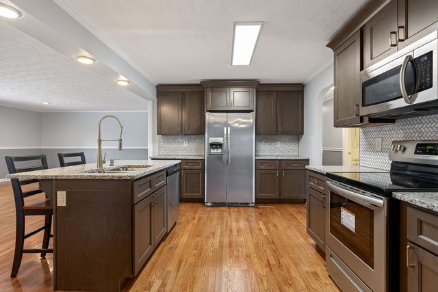 226 Roosevelt Rd, Mcminnville, TN 37110