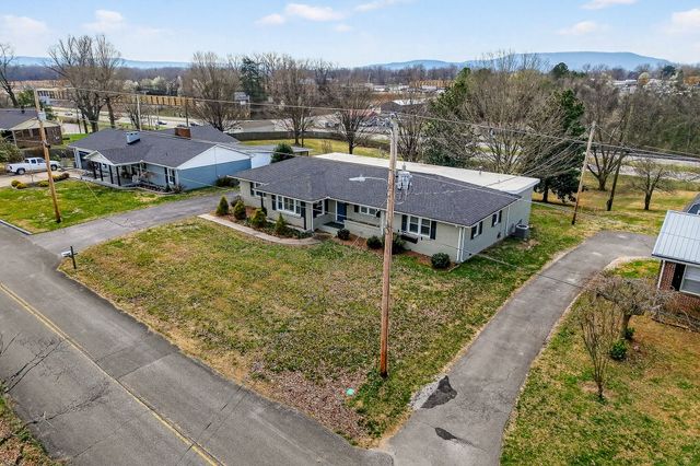 226 Roosevelt Rd, Mcminnville, TN 37110