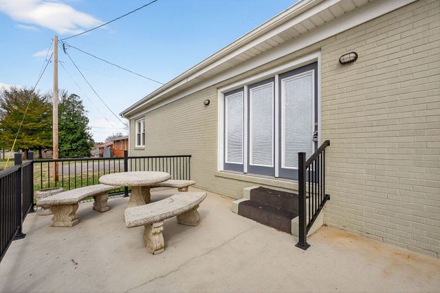 226 Roosevelt Rd, Mcminnville, TN 37110