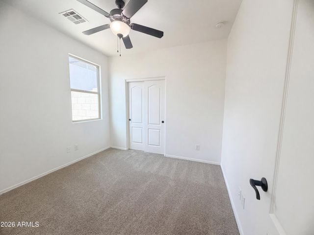 1794 W SAWTOOTH Way, San Tan Valley, AZ 85144