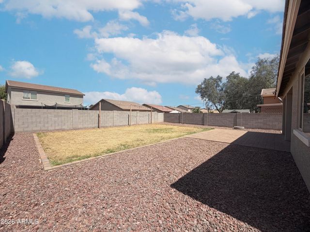 1794 W SAWTOOTH Way, San Tan Valley, AZ 85144