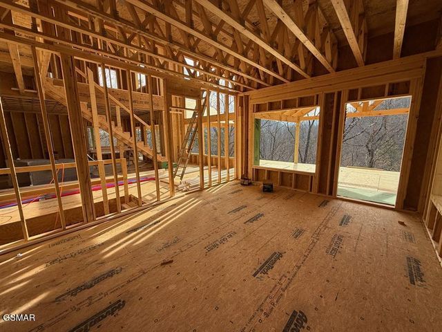 2716 Pine Crest Lane, Sevierville, TN 37862