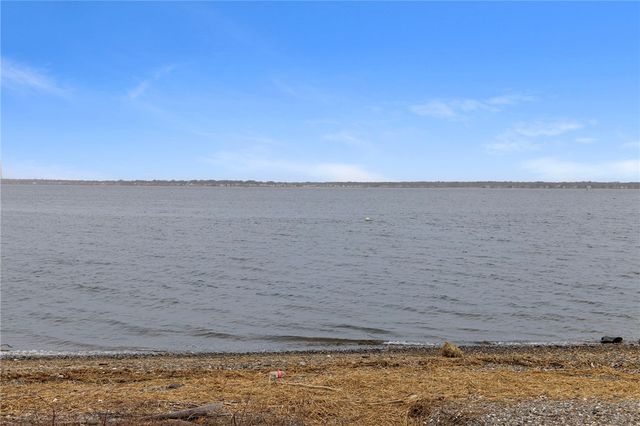 52 Blake Street, Warwick, RI 02889