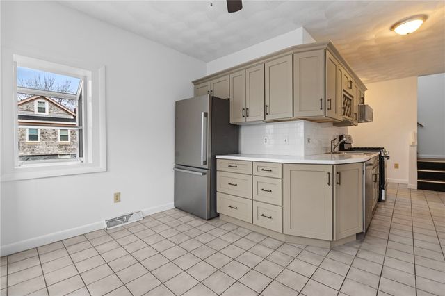 52 Blake Street, Warwick, RI 02889