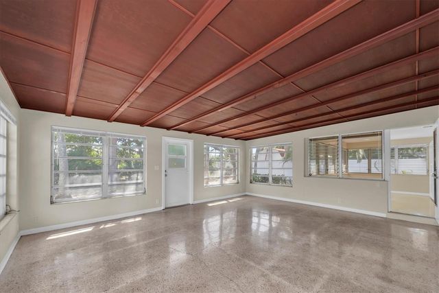 456 85TH AVENUE, St Pete Beach, FL 33706