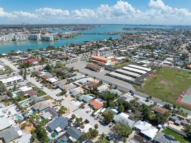 456 85TH AVENUE, St Pete Beach, FL 33706