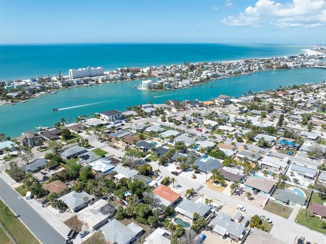 456 85TH AVENUE, St Pete Beach, FL 33706