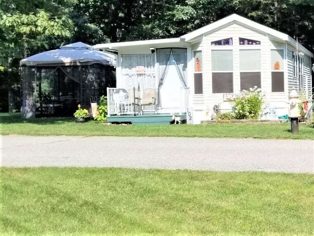 430 Post Road 102, Wells, ME 04090 — exterior