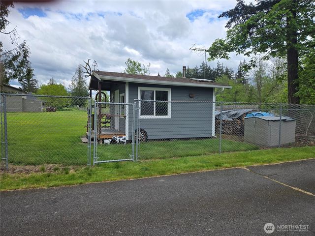 1020 120th Avenue E, Edgewood, WA 98372