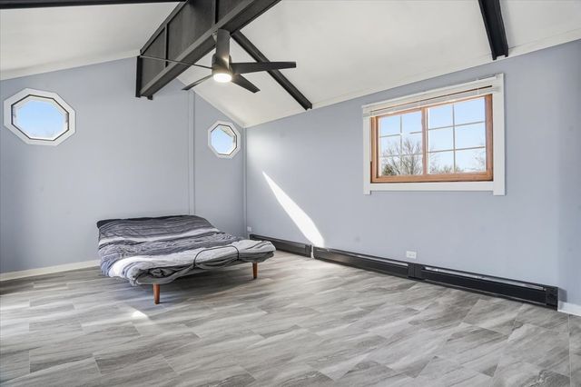 422 PEMBROKE Road SW, Poplar Grove, IL 61065