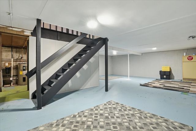 422 PEMBROKE Road SW, Poplar Grove, IL 61065