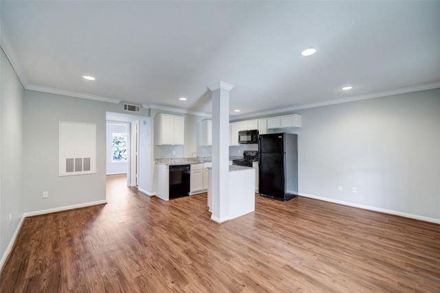 835 Heights Boulevard 25, Houston, TX 77007