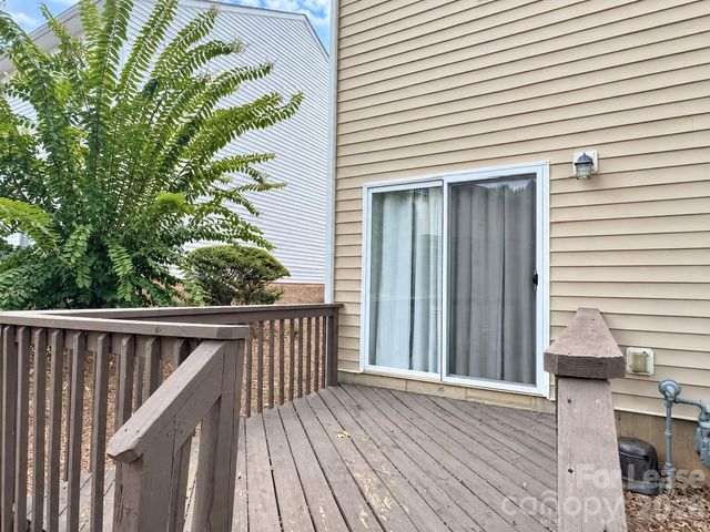 12222 Royal Castle Court, Charlotte, NC 28277