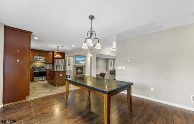 431 Raritan Rd, Linden City, NJ 07036