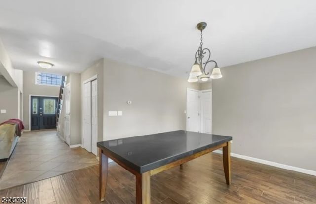 431 Raritan Rd, Linden City, NJ 07036