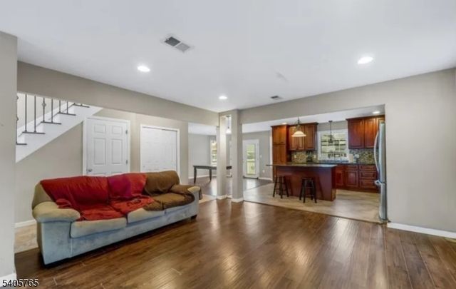 431 Raritan Rd, Linden City, NJ 07036