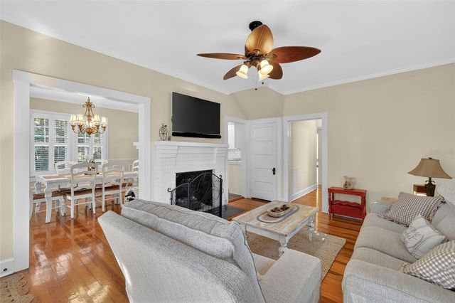 932 N MCDONALD STREET, Mount Dora, FL 32757