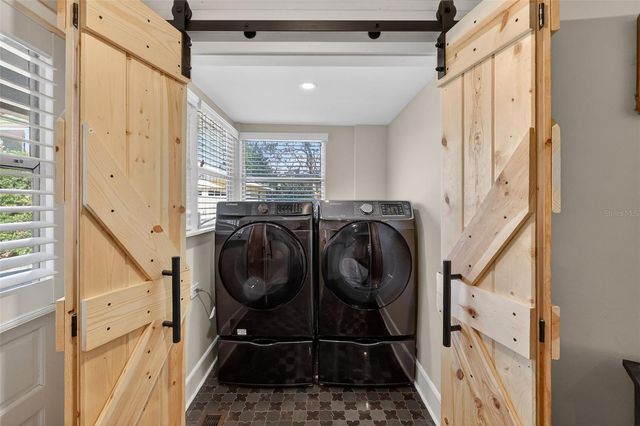 932 N MCDONALD STREET, Mount Dora, FL 32757