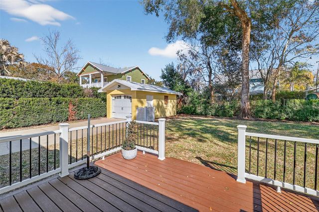 932 N MCDONALD STREET, Mount Dora, FL 32757