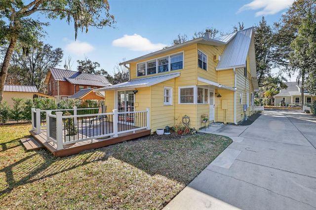 932 N MCDONALD STREET, Mount Dora, FL 32757