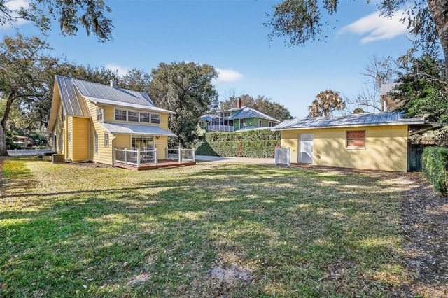 932 N MCDONALD STREET, Mount Dora, FL 32757