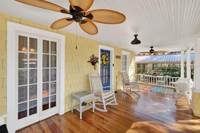 932 N MCDONALD STREET, Mount Dora, FL 32757