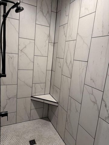 1161 American DRIVE, Holmen, WI 54636