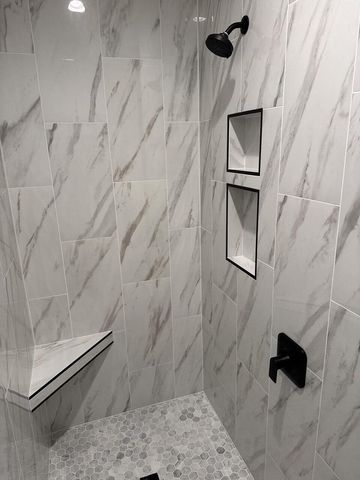 1161 American DRIVE, Holmen, WI 54636