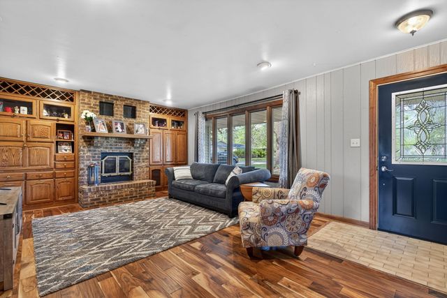 1555 N Rollin Lane, Coal City, IL 60416