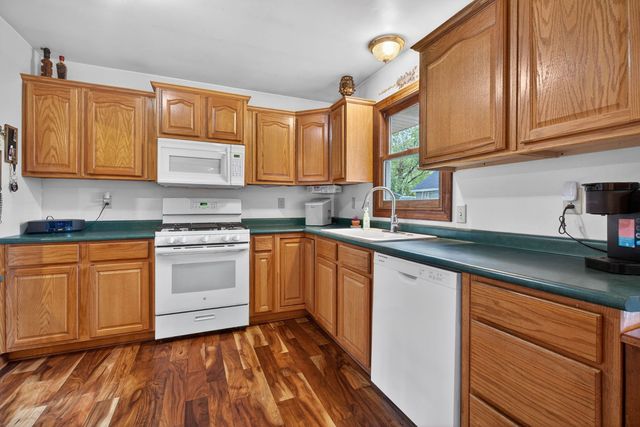 1555 N Rollin Lane, Coal City, IL 60416