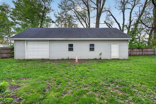 1555 N Rollin Lane, Coal City, IL 60416