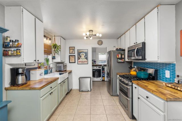 3390 A Street, San Diego, CA 92102